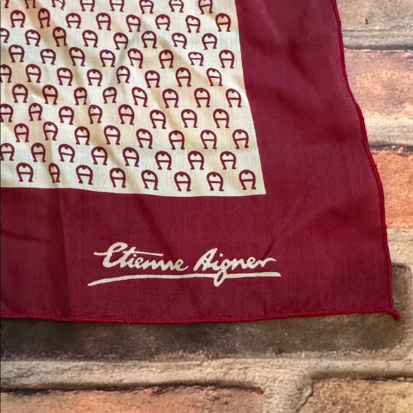 Vintage Etienne Aigner Silk Scarf. - Picture 2 of 4